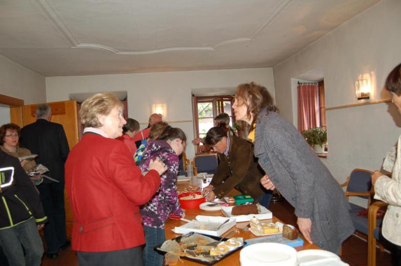 PGR-Kuchenverkauf 1